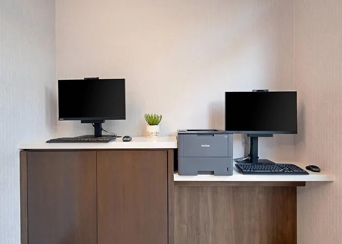Springhill Suites By Marriott Valencia